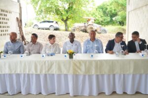 Inician la titulación para 2 mil residentes de La Gina en el municipio de Miches