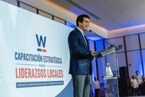 Wellington Arnaud arengó a las bases del PRM para salir a defender la gestión: “La garantía de continuidad de nuestro gobierno solo será posible si seguimos transformando la vida de cada dominicano»