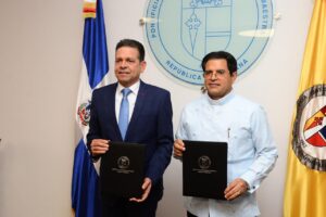 Proindustria y PUCMM firman acuerdo para impulsar la innovación y competitividad industrial en RD