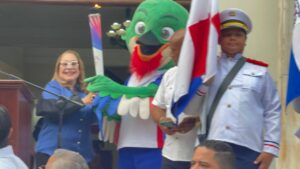 Gobernadora resalta llegada de la antorcha de los Juegos Centroamericanos y del Caribe 2026 a Santiago