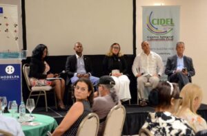 Impulsan diálogo plural en Santiago para fortalecer la fiscalización municipal y los derechos ciudadanos