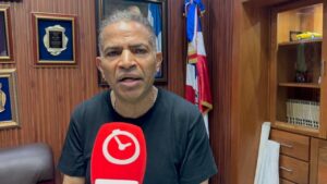 Presidente de la CNTT exige al gobierno rebajar de los combustibles ante caída del petróleo tras cese del conflicto en Medio Oriente