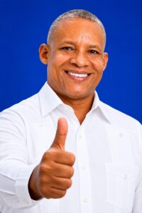 Jesús Jerez respalda construcción del Aeropuerto Internacional de Montecristi y agradece confianza de inversionistas