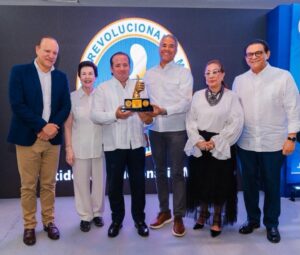PRM en Santiago reconoce legado de José Ignacio Paliza al frente del partido durante ocho años